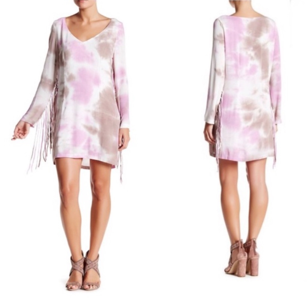 SEA GYPSIES Full Moon Fringe Sleeves Shift Dress